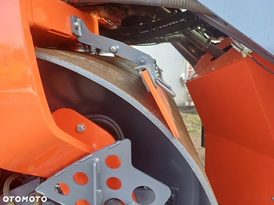 Hamm DV+ 70i VV-S - 16
