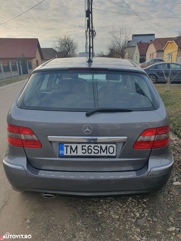 Mercedes-Benz B - 5