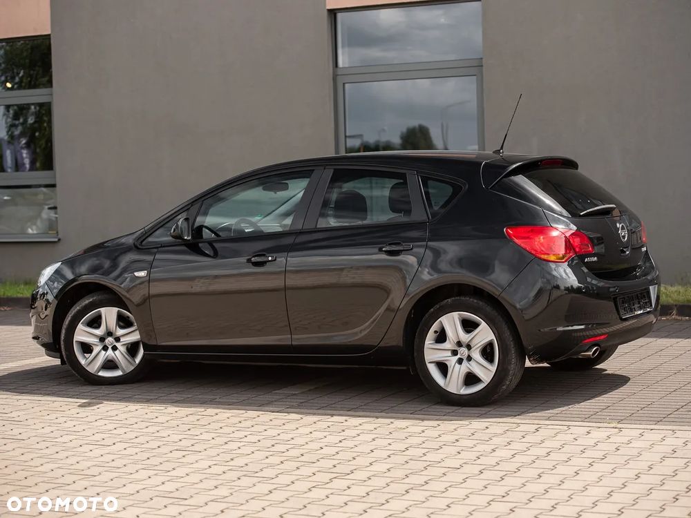Opel Astra 1.4 Turbo Active - 10
