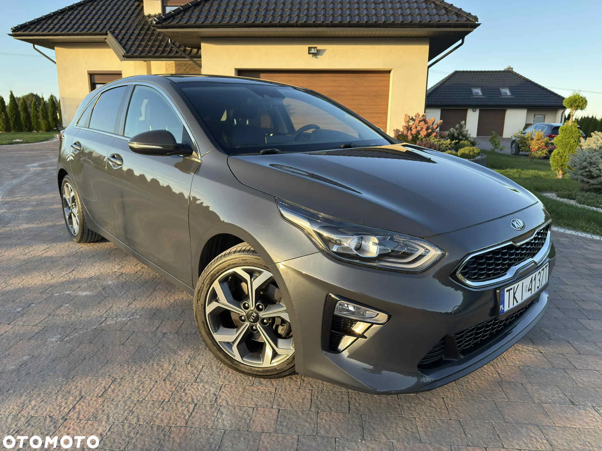 Kia Ceed - 5