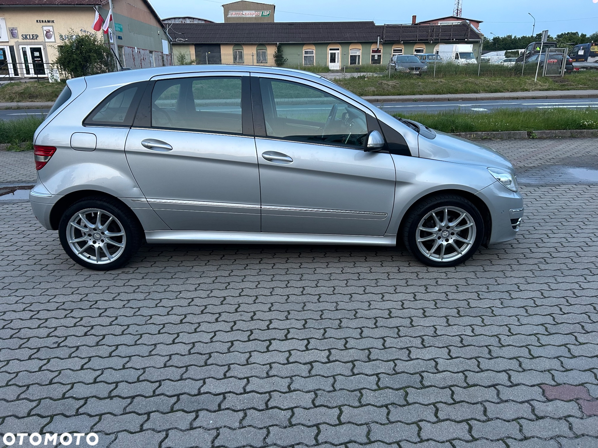 Mercedes-Benz Klasa B 180 CDI 7G-DCT - 15