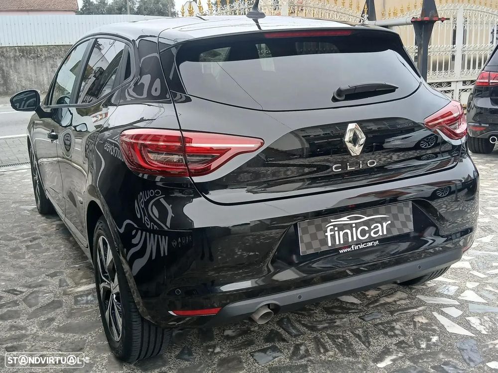 Renault Clio - 41