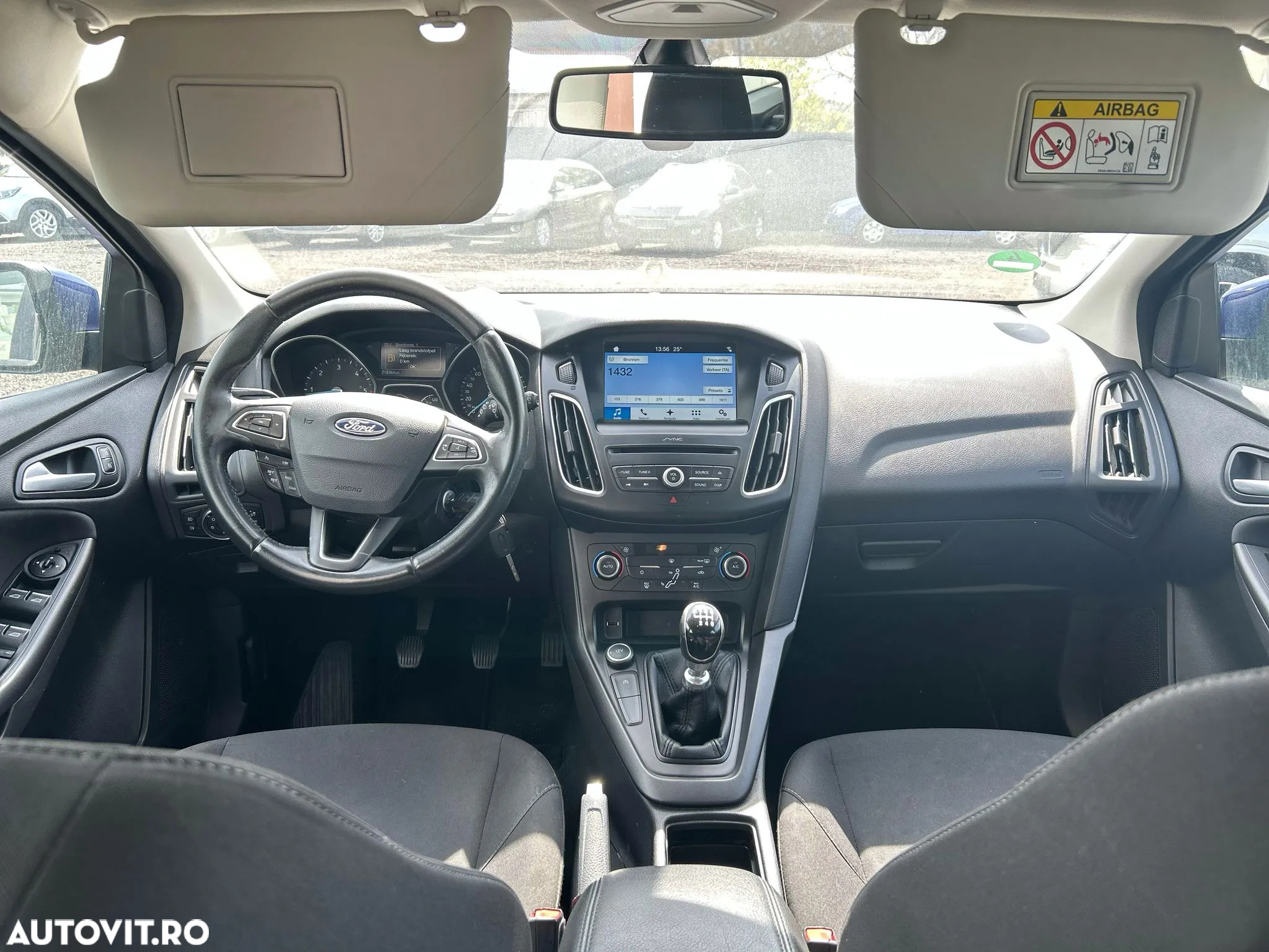 Ford Focus - 8