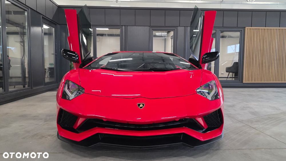 Lamborghini Aventador - 15