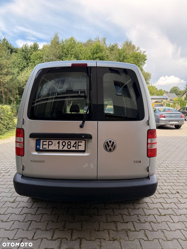 Volkswagen Caddy Maxi - 16