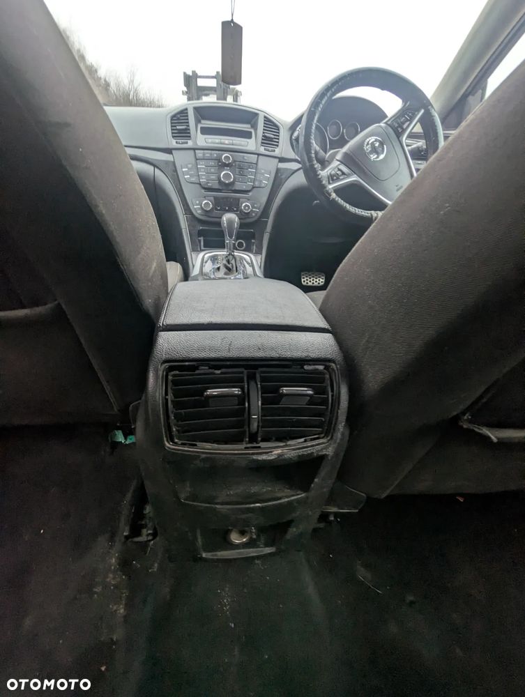 Opel Insignia 2009 2.0 Turbo 162kW UK - auto na części - 16