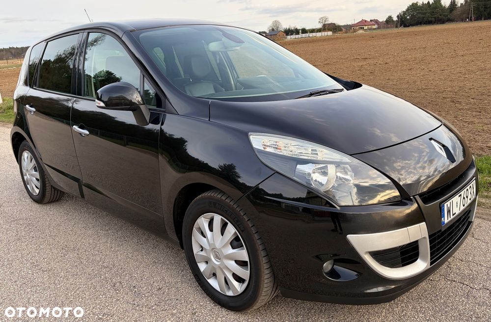 Renault Scenic 1.9 dCi Privilege - 4