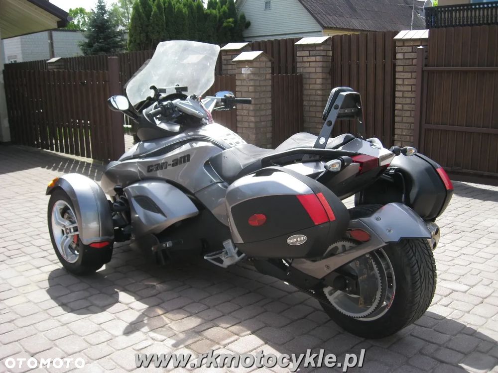 Can-Am Spyder - 5