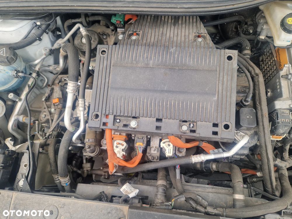 Peugeot 208 Elektromotor 136 Allure - 14
