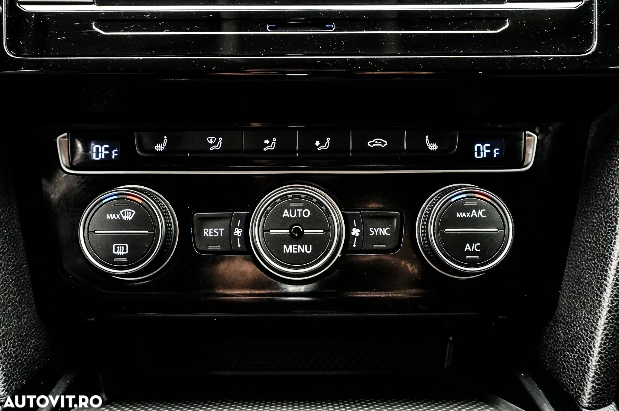 Volkswagen Passat 2.0 TDI DSG Highline - 20