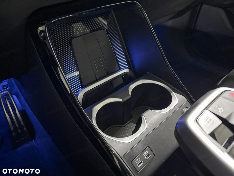 BMW X1 - 13