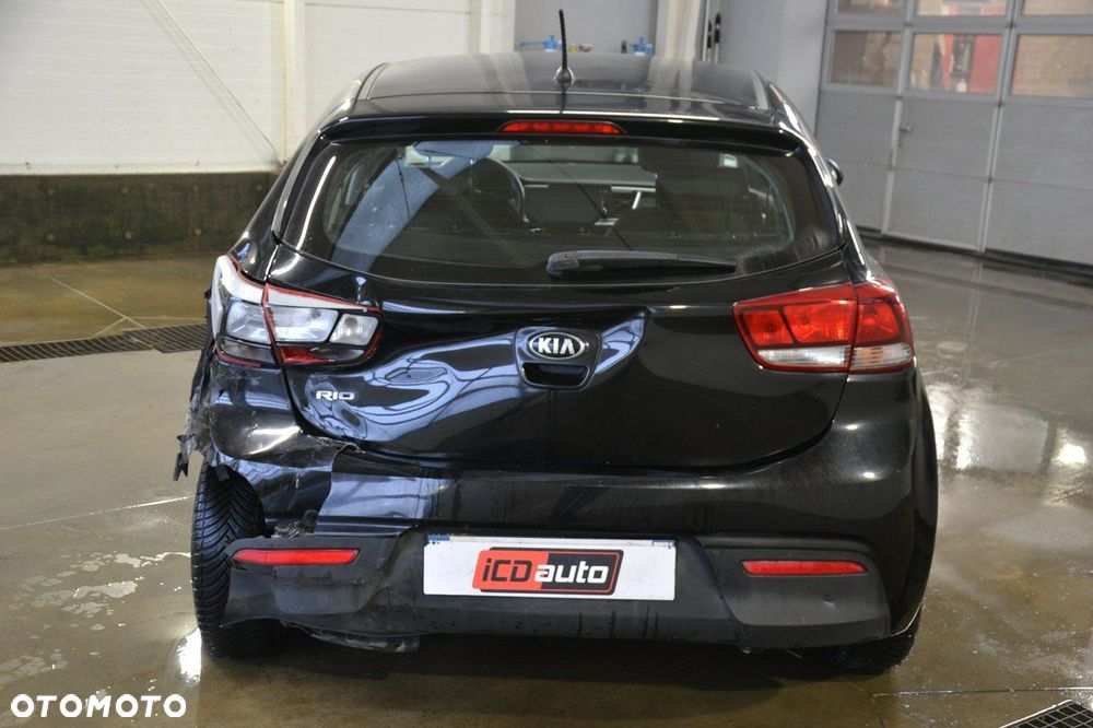Kia Rio - 6