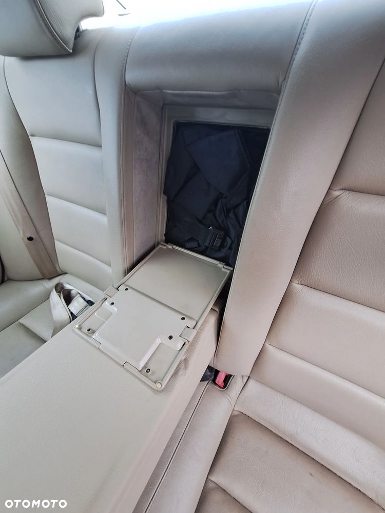 KPL. FOTELI, BOCZKI JASNA SKÓRA AUDI A4/ B6 SEDAN - EUROPA - 9