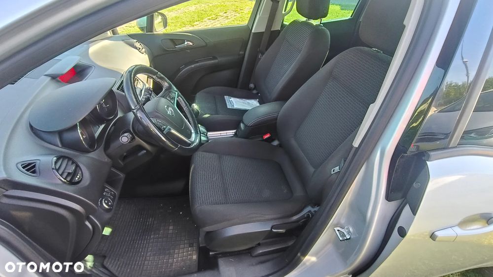 Opel Meriva 1.4 Active - 10