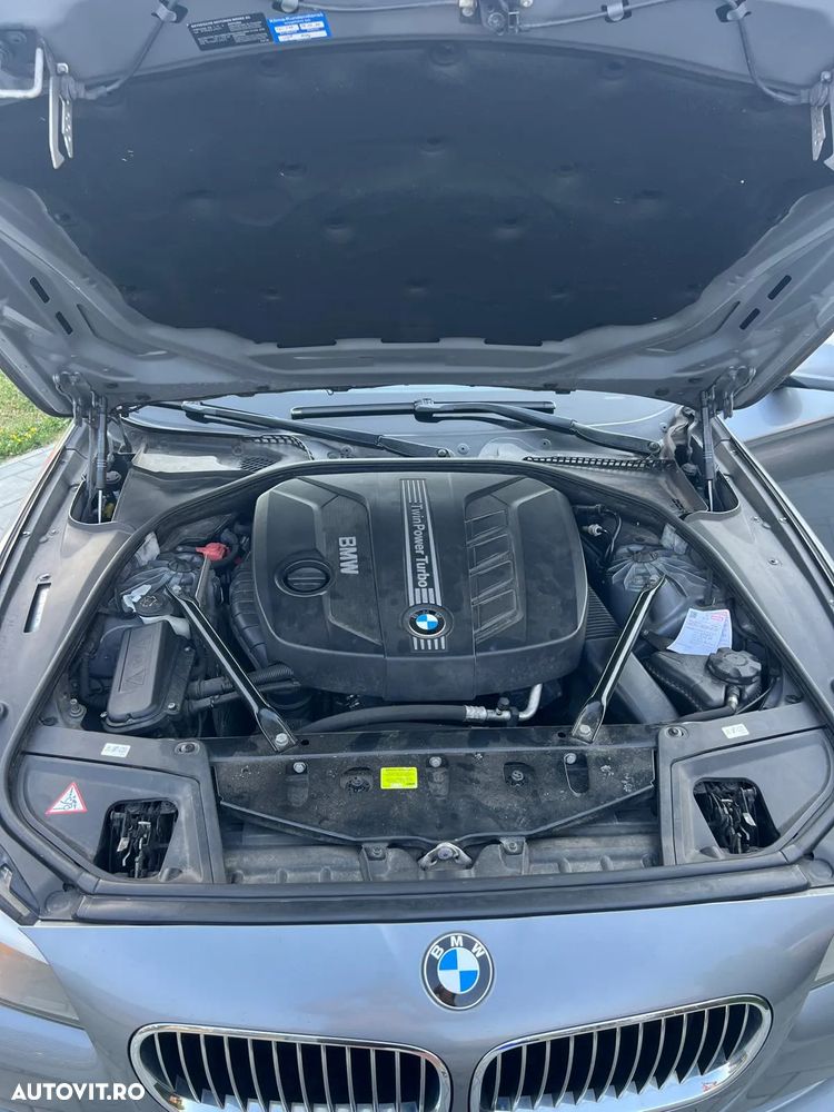 BMW Seria 5 520d - 14