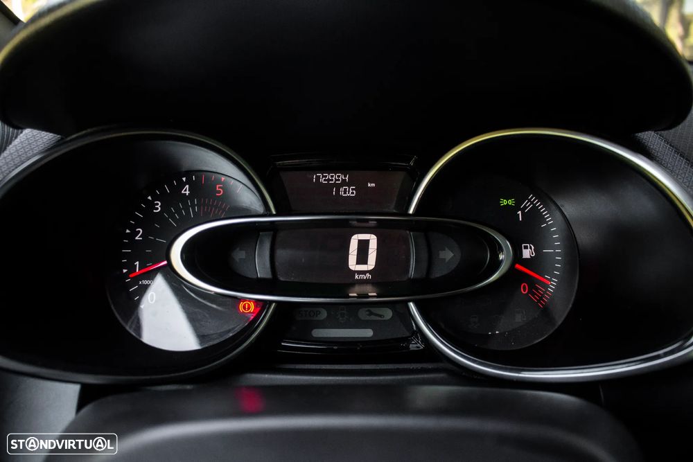 Renault Clio Sport Tourer 1.5 dCi Confort - 13