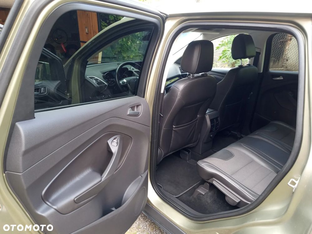 Ford Kuga 2.0 TDCi 4x4 Titanium - 8