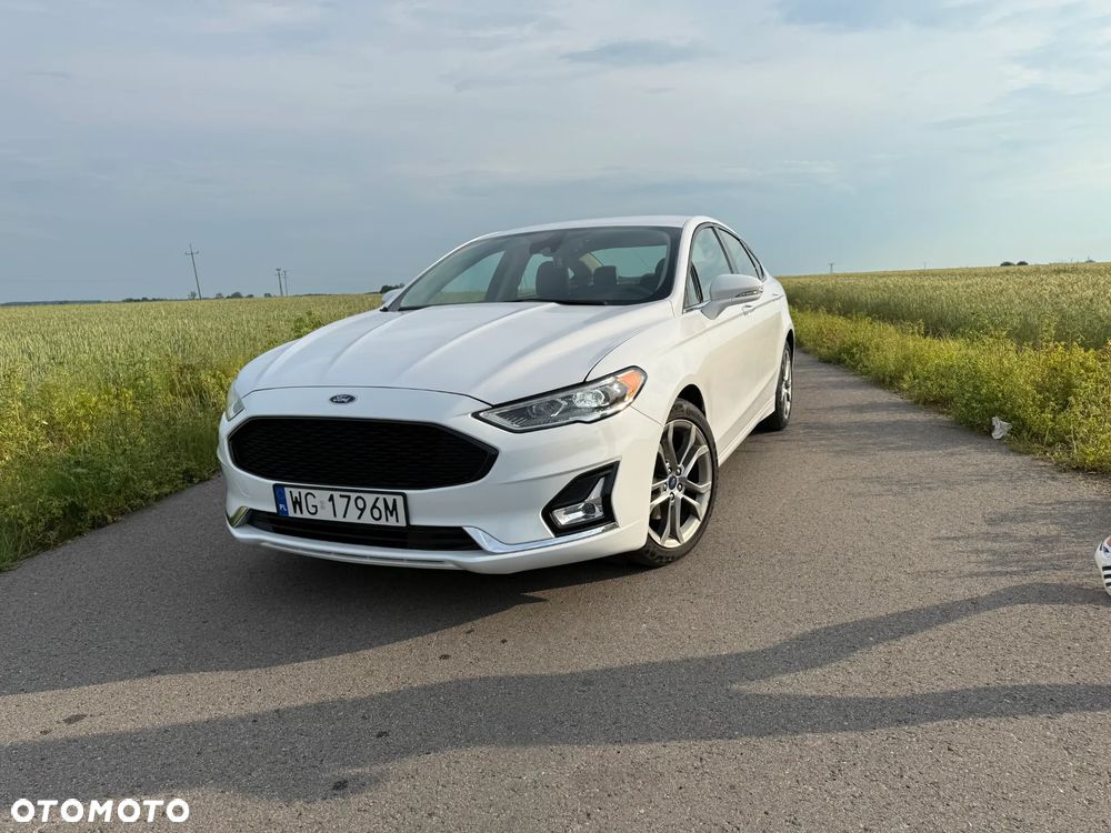 Ford Fusion - 2