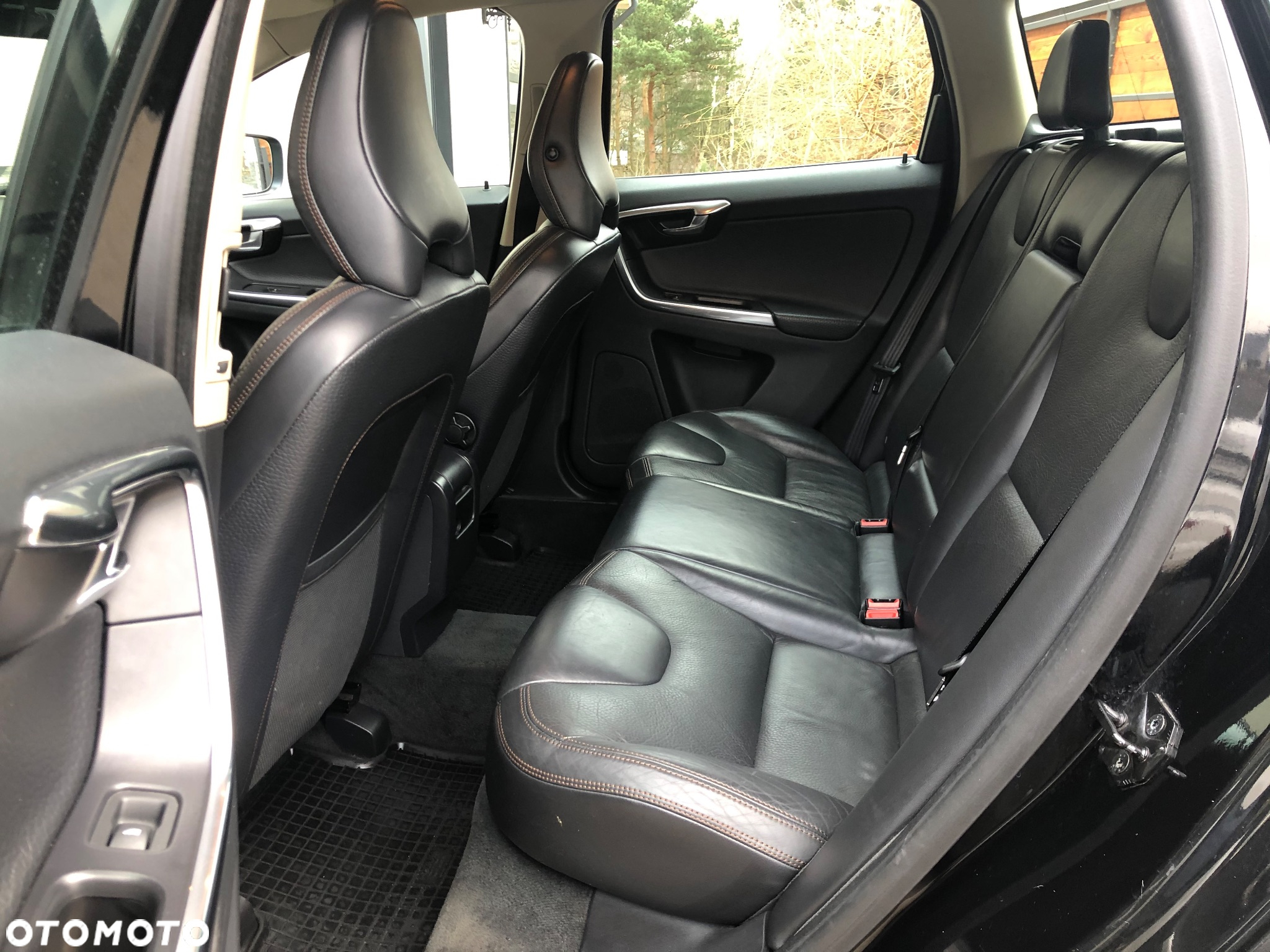 Volvo XC 60 D3 Momentum - 12