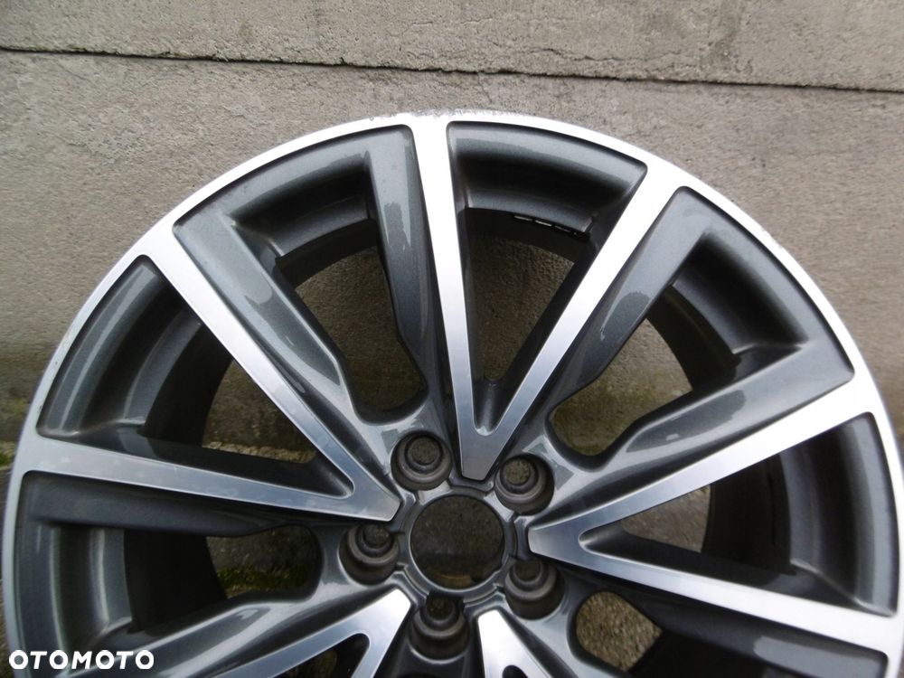 AUDI A1 8X0 7.5Jx17H2 ET36 5x100 - felga - 3