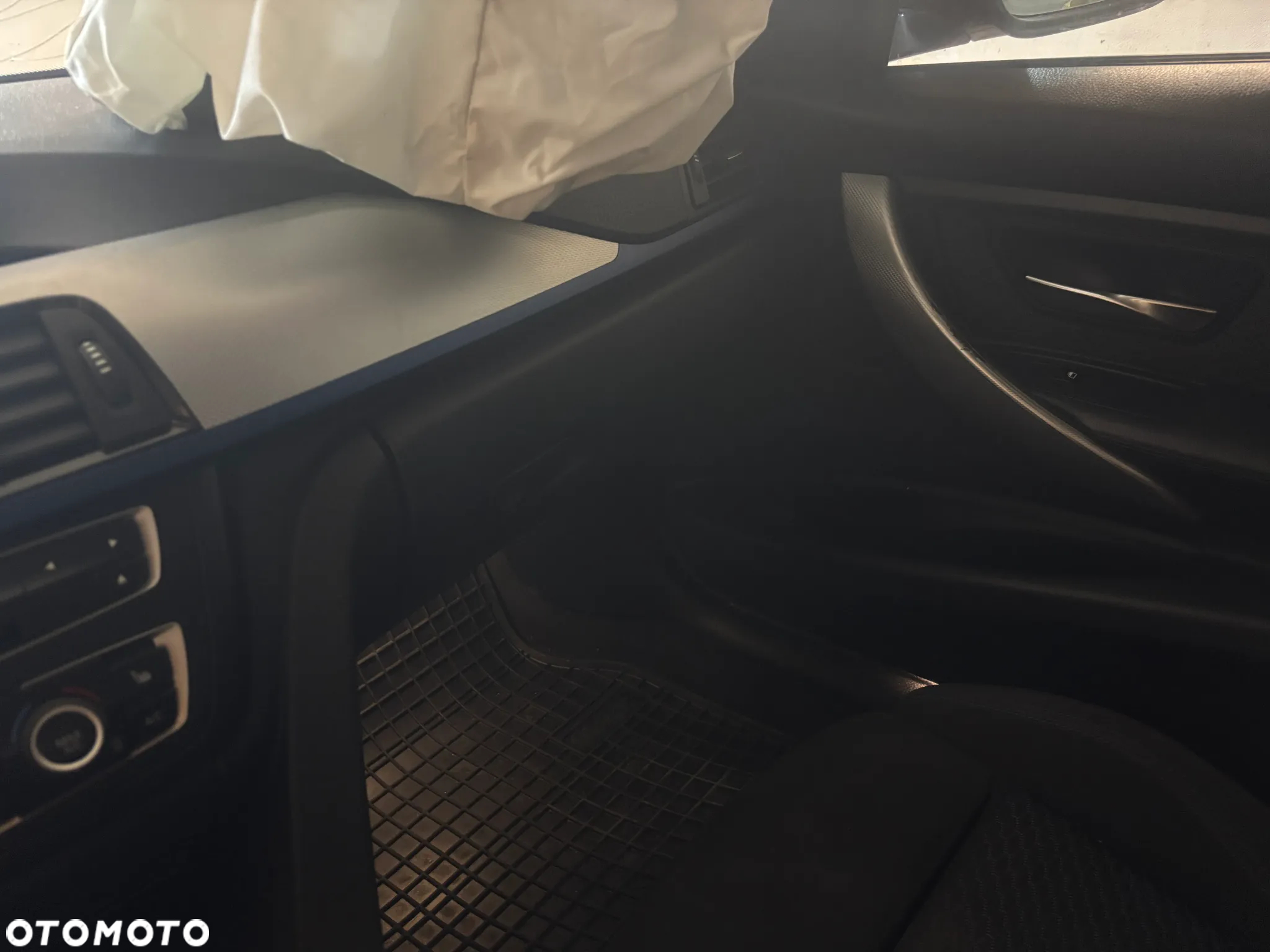 BMW Seria 3 - 27