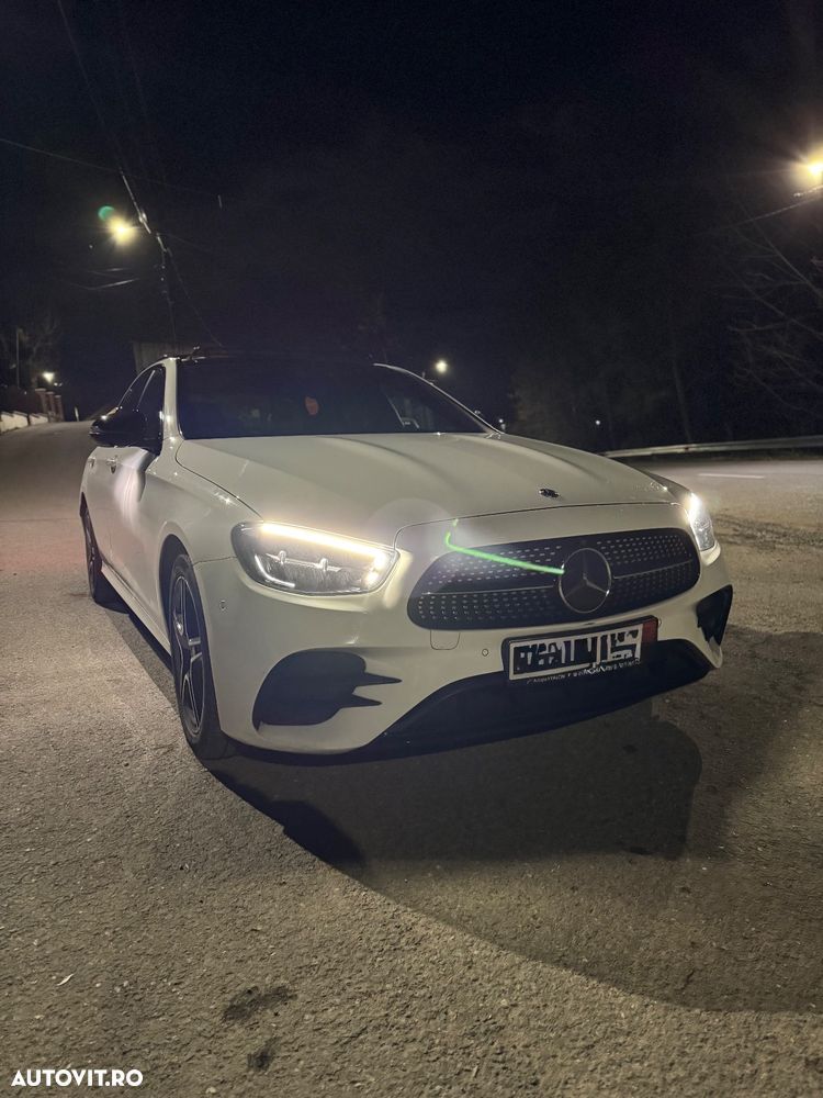 Mercedes-Benz E 300 9G-TRONIC Night Edition - 2