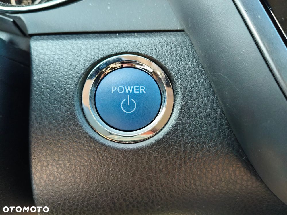Toyota Camry 2.5 Hybrid Comfort CVT - 25