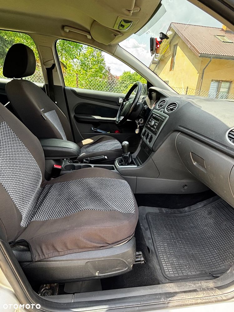Ford Focus - 6