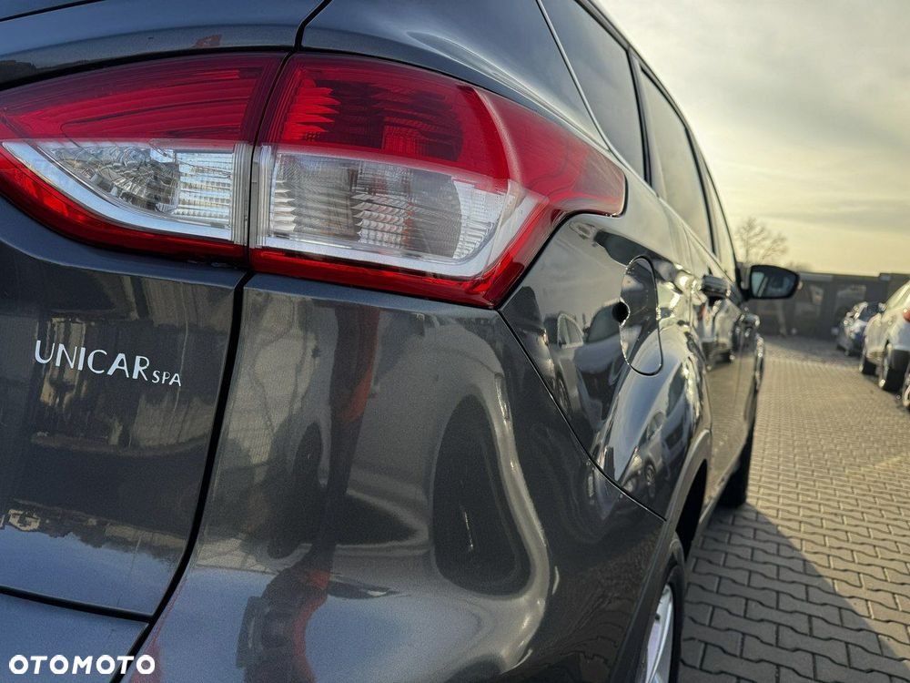 Ford Kuga 2.0 TDCi 4x2 Titanium - 10