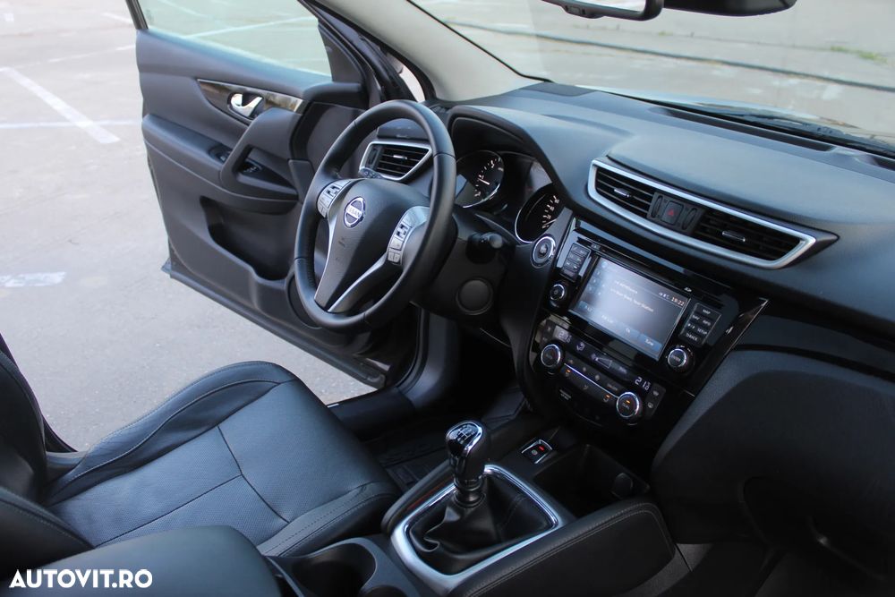 Nissan Qashqai 1.6 DCI Start/Stop 4X4-i Tekna - 9