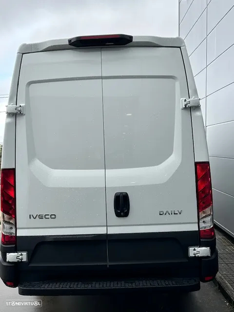 Iveco DAILY 35S16V cx. automática - 4