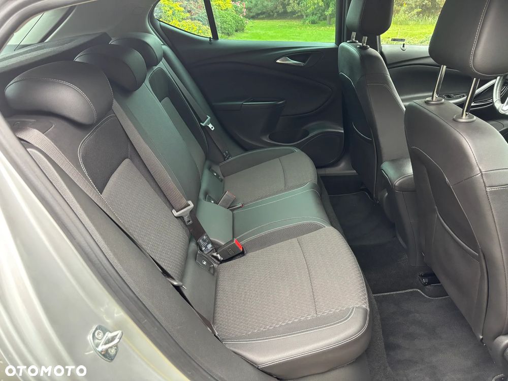 Opel Astra 1.4 Turbo Start/Stop Innovation - 19