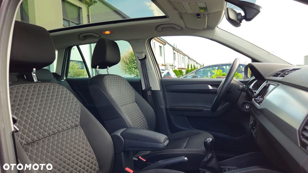 Skoda Fabia 1.0 TSI Drive - 22