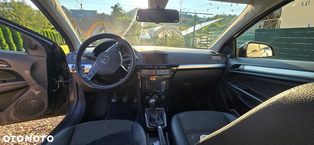 Opel Astra 1.7 CDTI Edition - 27