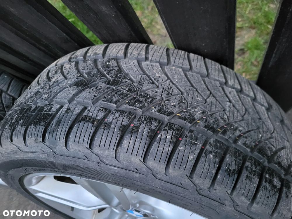 BMW Seria 5 528i - 33
