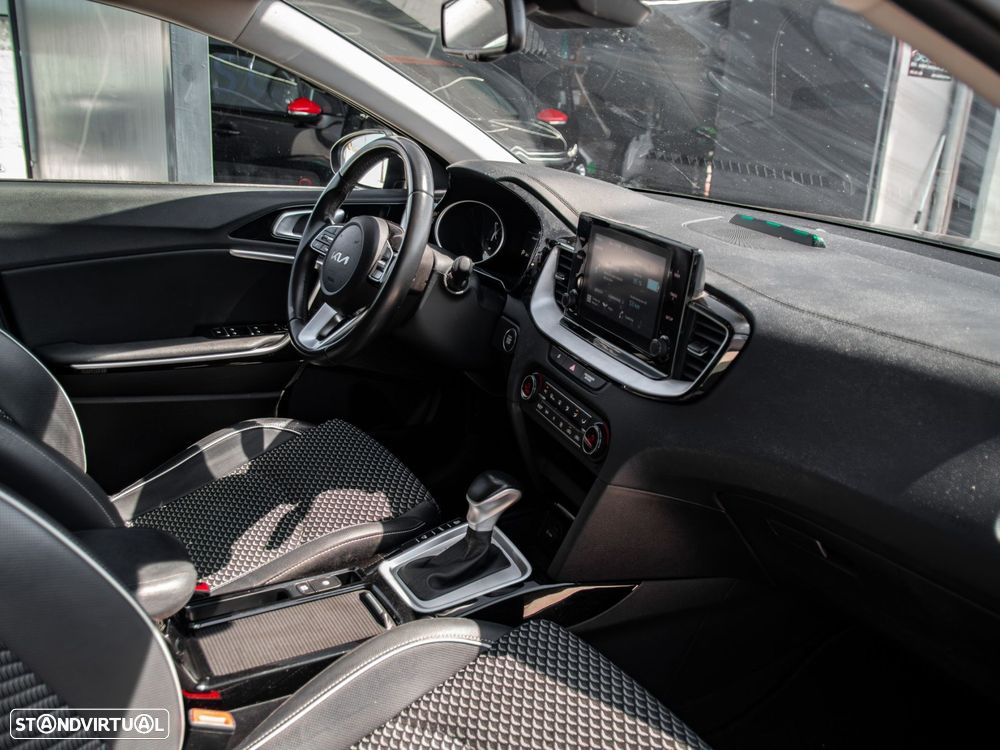 Kia XCeed 1.6 GDi PHEV Drive - 30