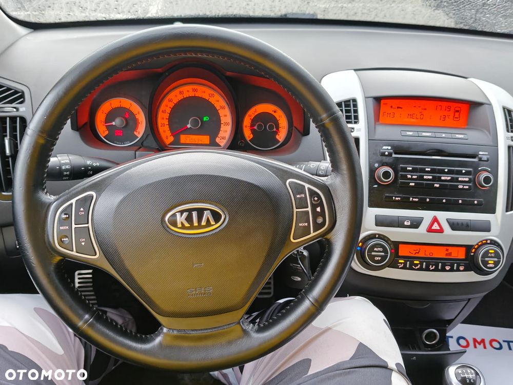 Kia Ceed - 5