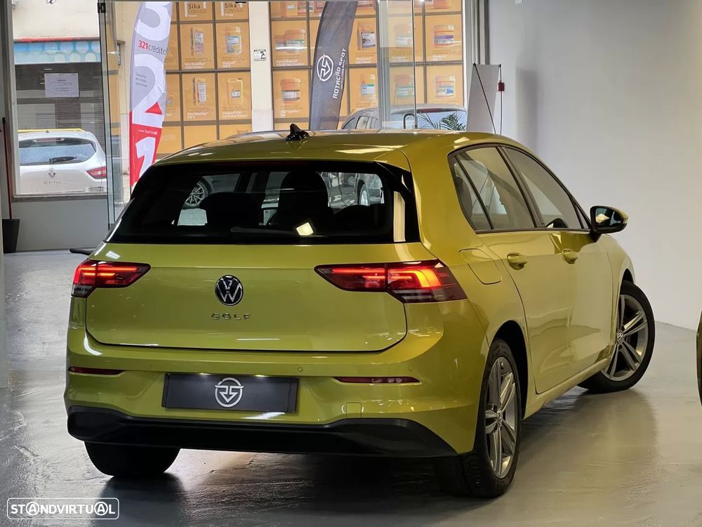 VW Golf 1.0 TSI Trendline Pack - 4