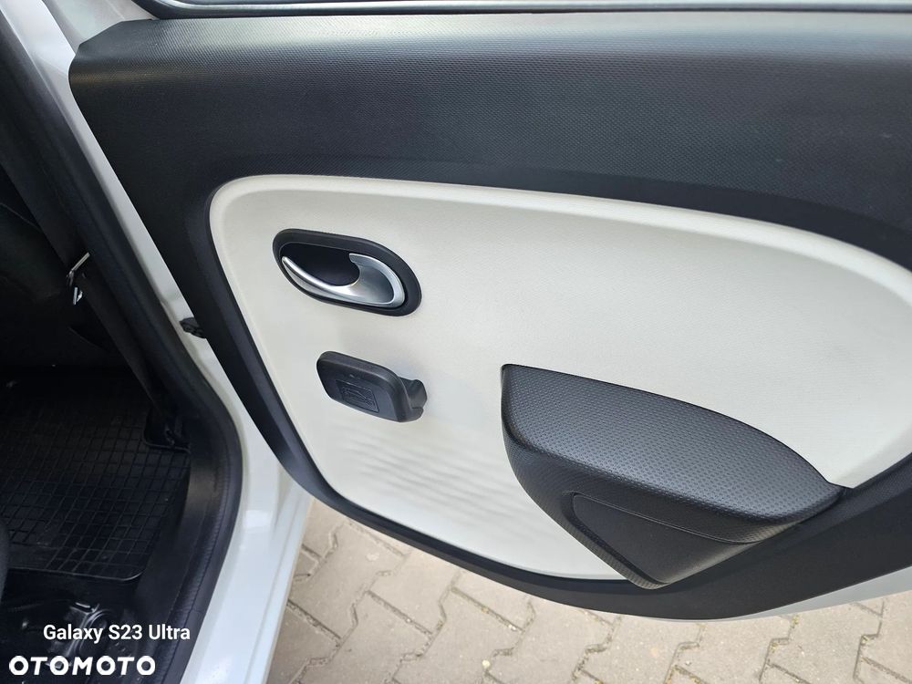 Renault Twingo SCe 70 LIMITED 2018 - 13