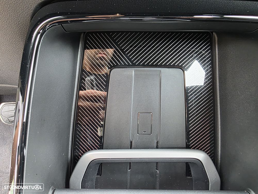 BMW iX2 eDrive20 Pack Desportivo M - 27