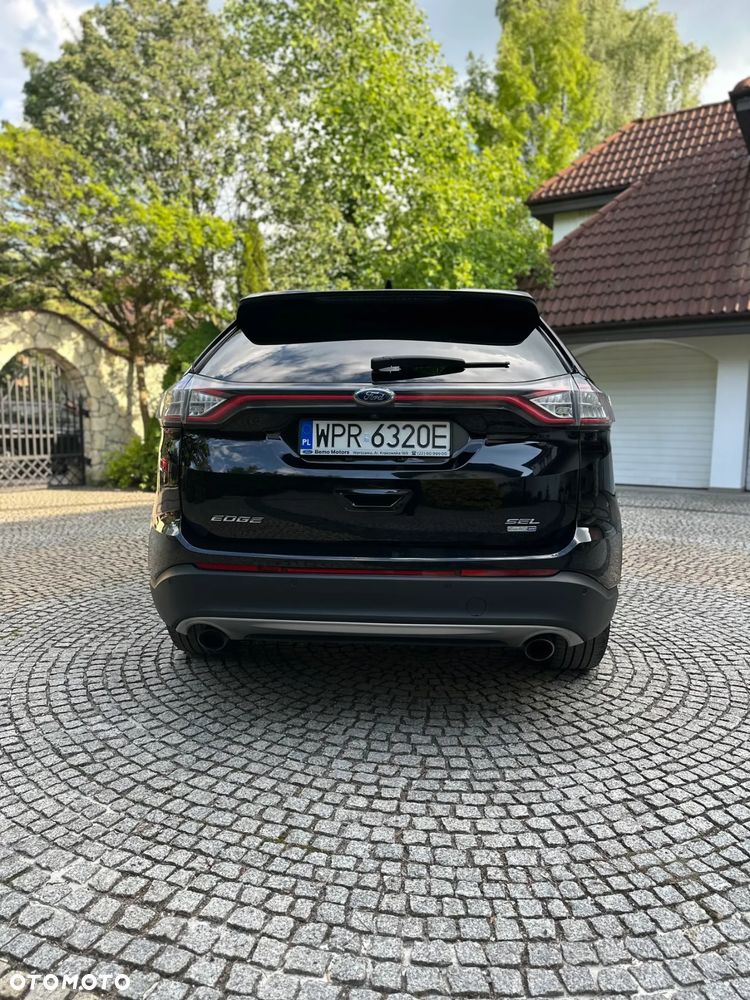 Ford Edge - 4