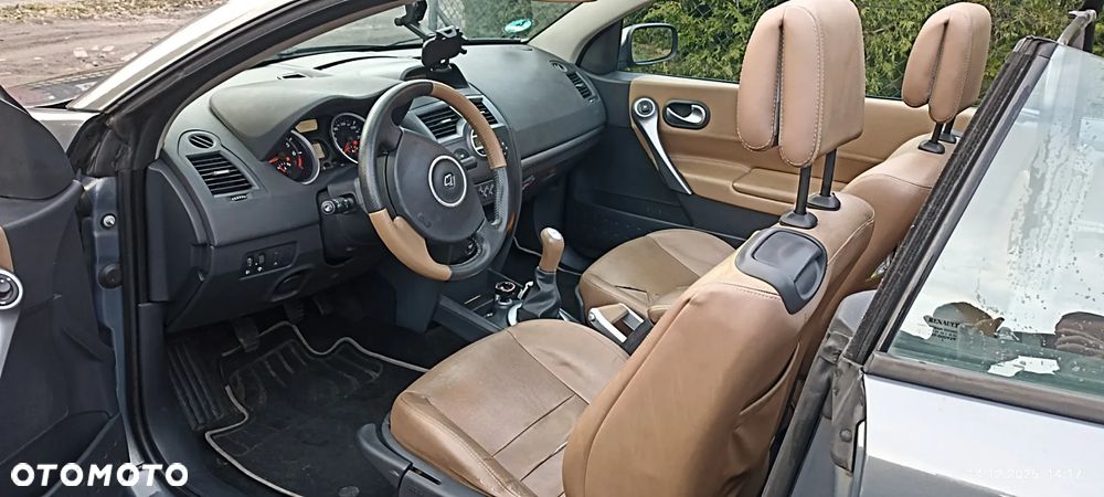 Renault Megane 1.6 16V Dynamique - 3