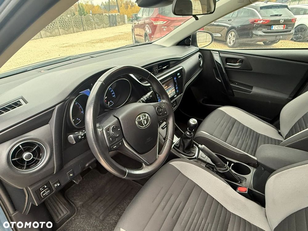 Toyota Auris 1.2 T Dynamic - 25