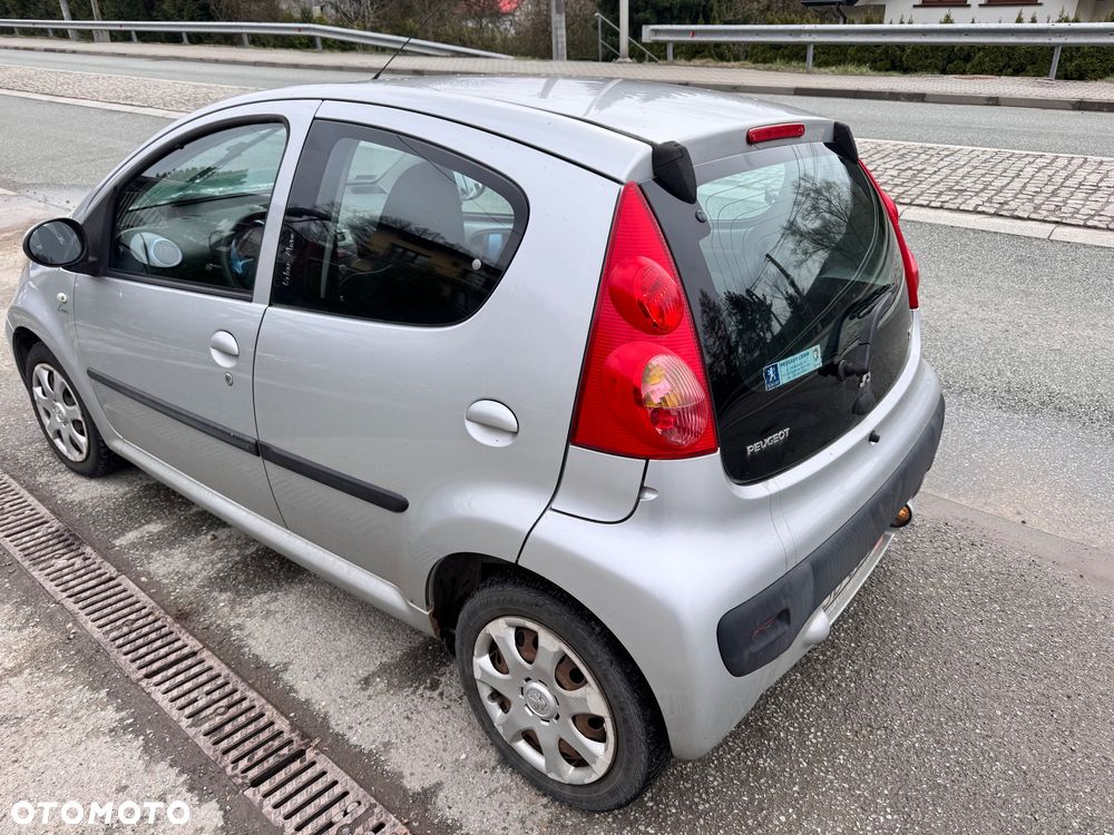 Peugeot 107 - 4