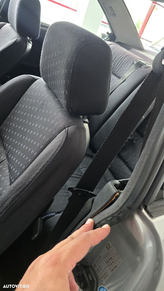 BMW Seria 3 - 22