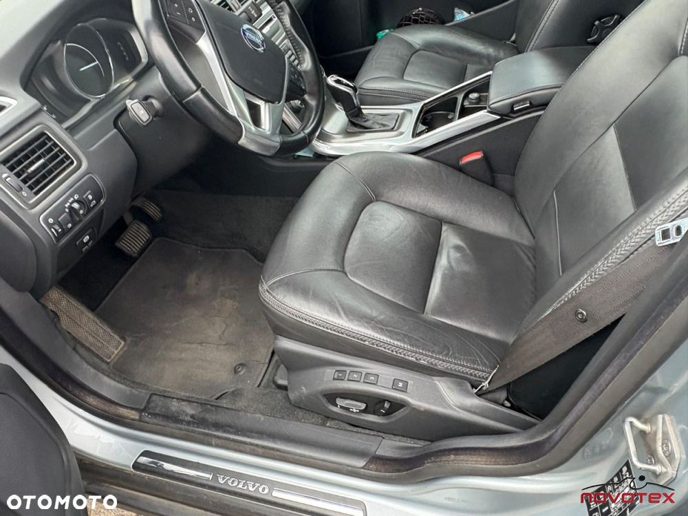 Volvo XC 70 D4 Geartronic Summum - 5