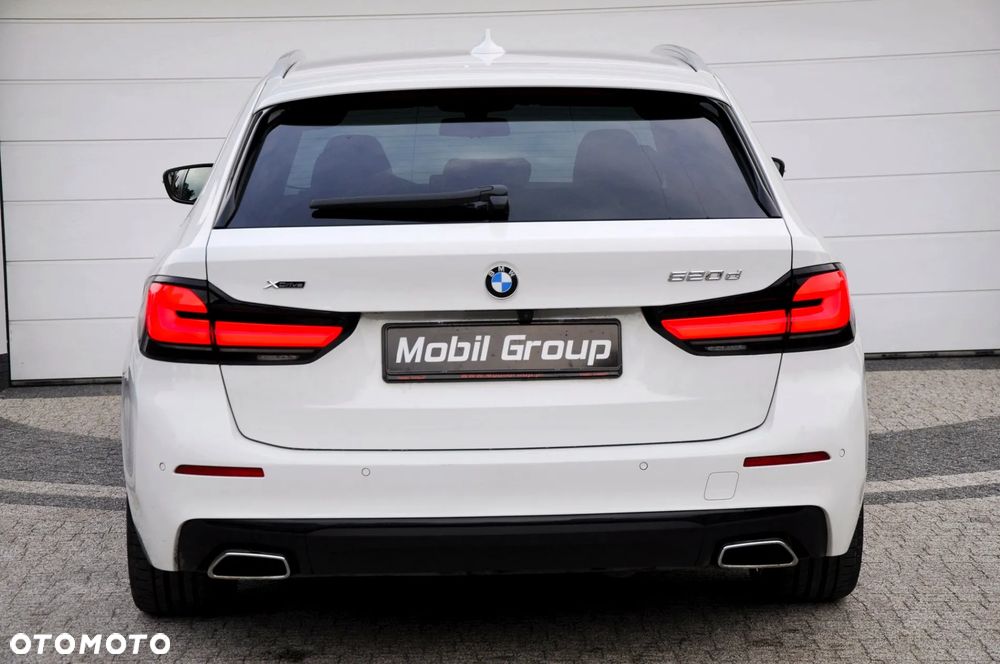 BMW Seria 5 520d xDrive - 8