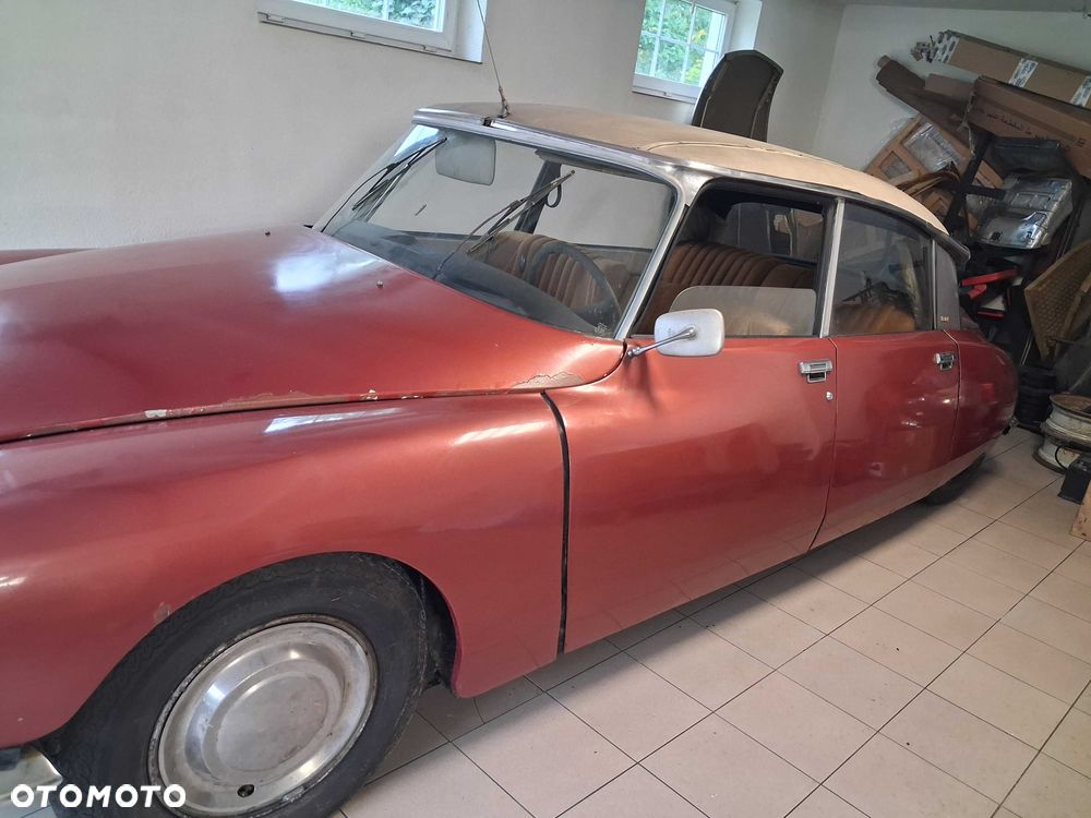 Citroën DS - 6