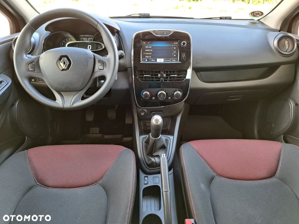 Renault Clio - 21