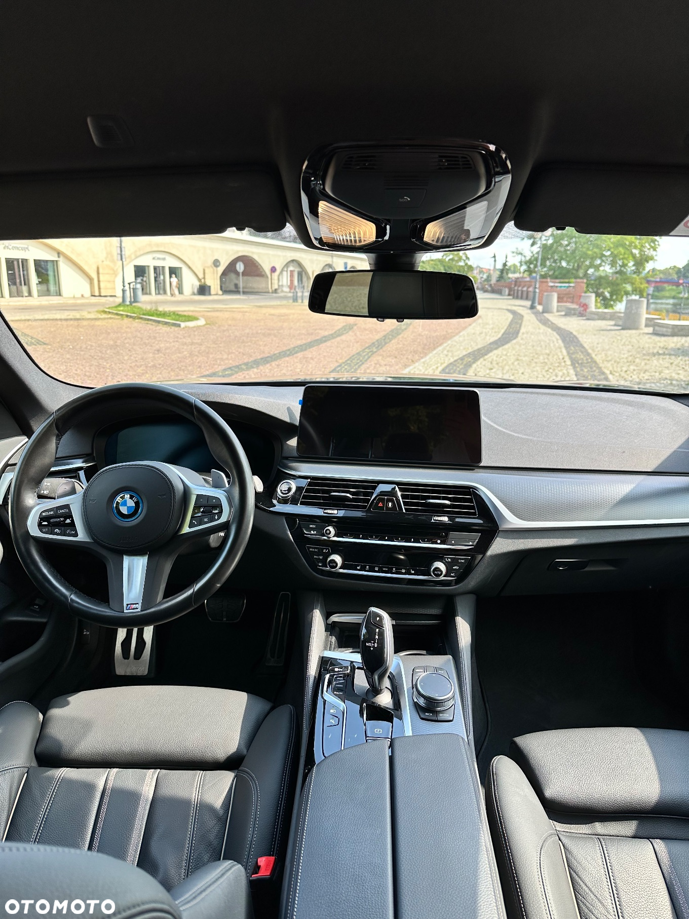 BMW Seria 5 ver-530e-m-sport-sport - 10